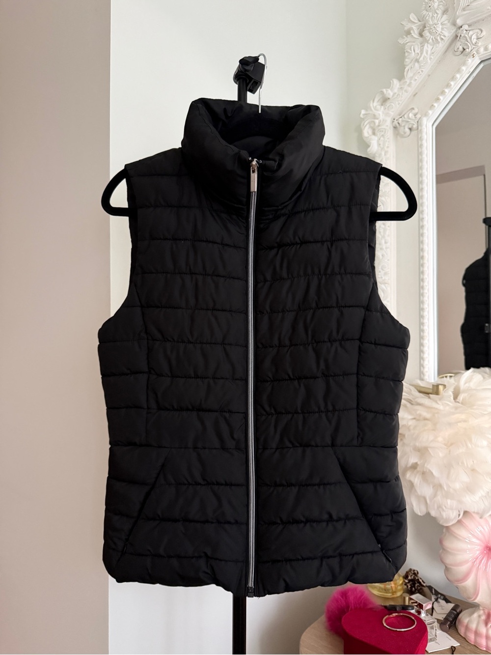 Zara Black Slim Fit Quilted Puffer Vest